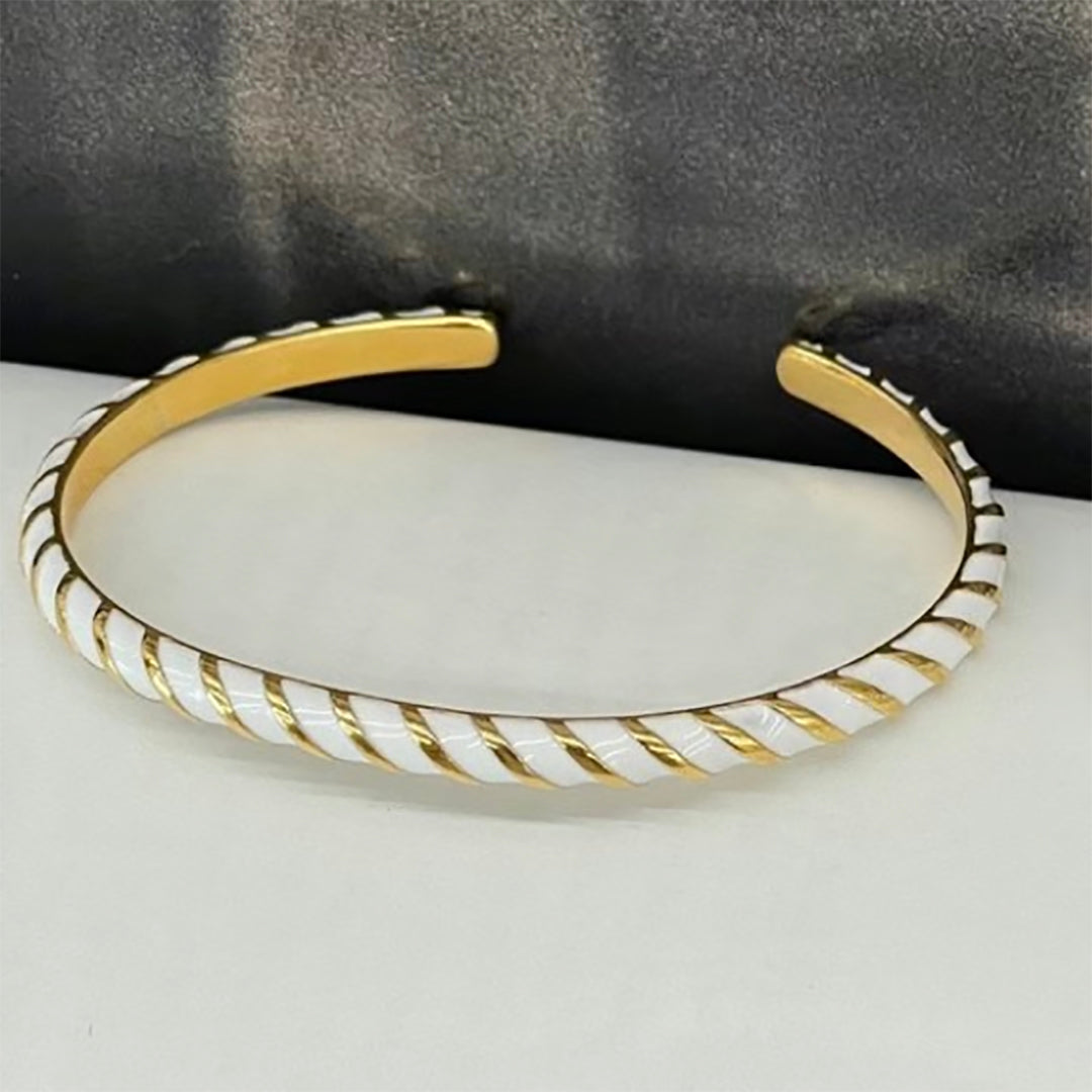 Joy Stripe Pattern Bangle