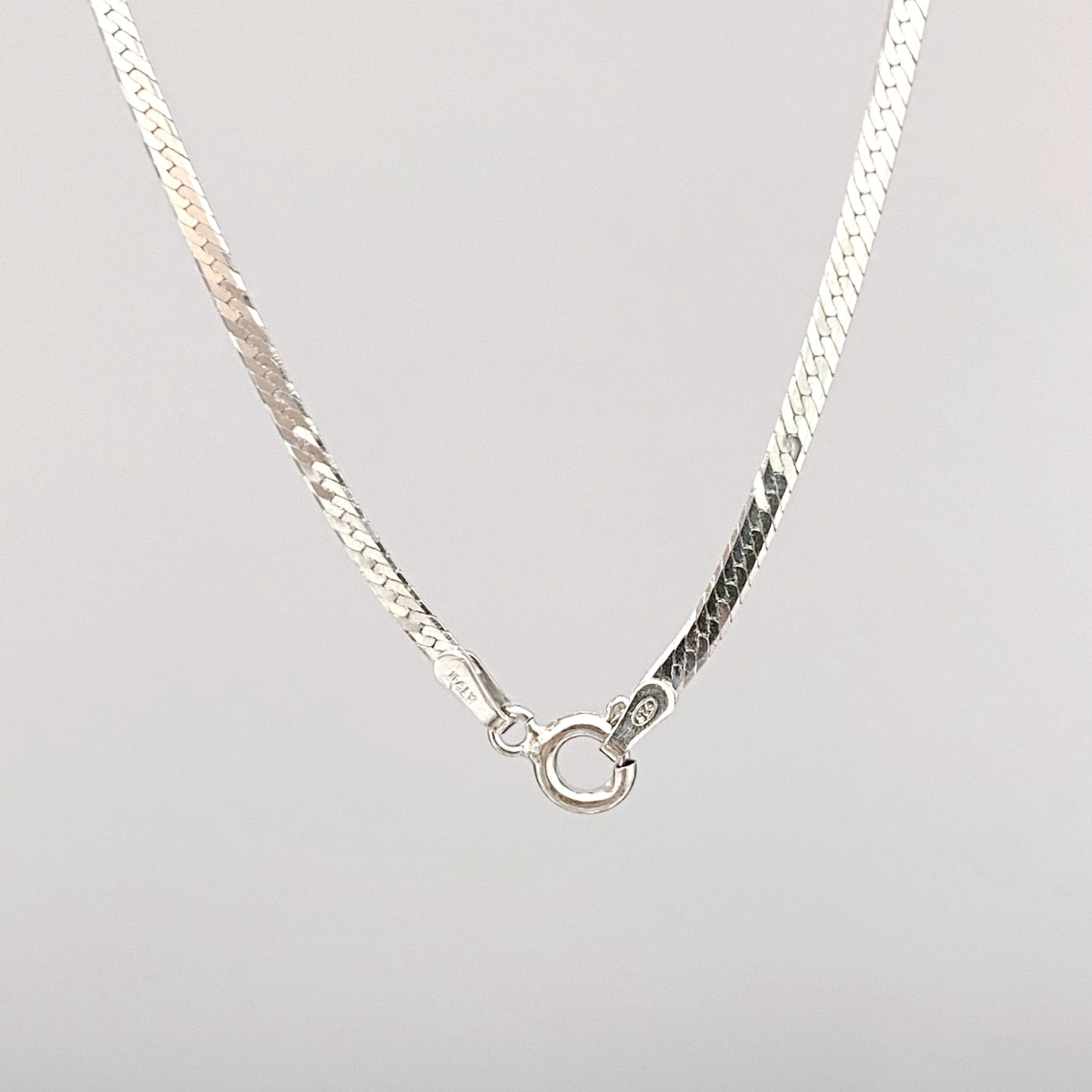 Herringbone Chain Necklace - Short