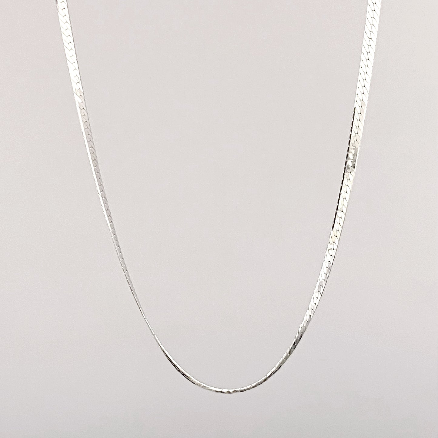 Herringbone Chain Necklace - Short